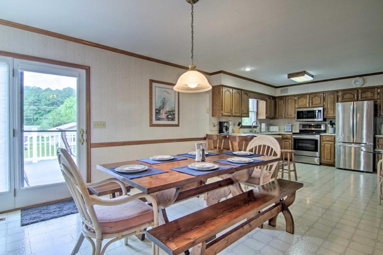 Canal-Front Ocean City Getaway With Deck And Dock! Ocean Pines Exterior photo