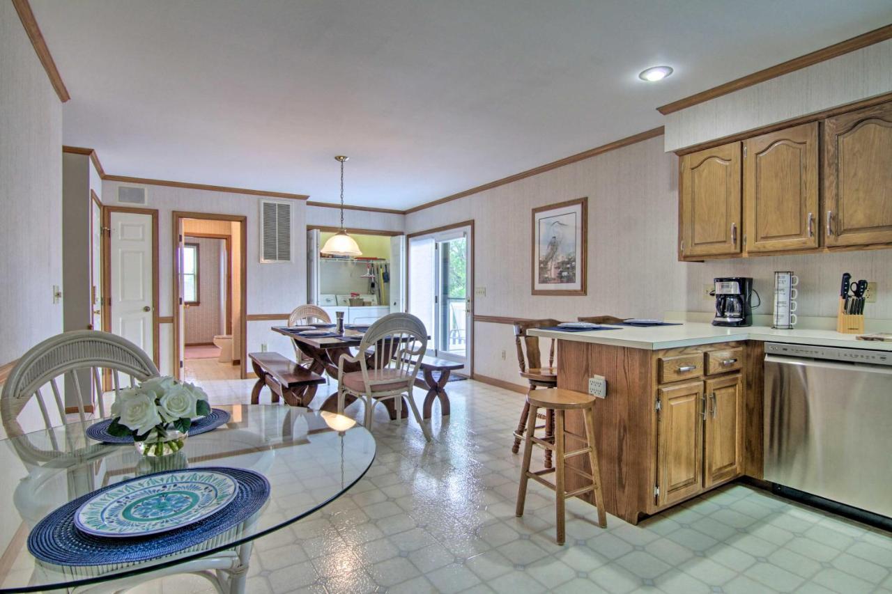 Canal-Front Ocean City Getaway With Deck And Dock! Ocean Pines Exterior photo